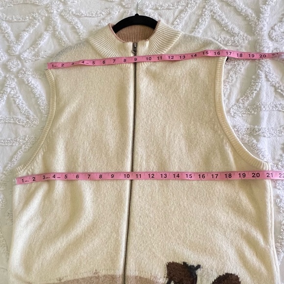 WOOLRICH Women's Grazing Sheep Cream Wool Full Zip Vest Size Large - Picture 13 of 14